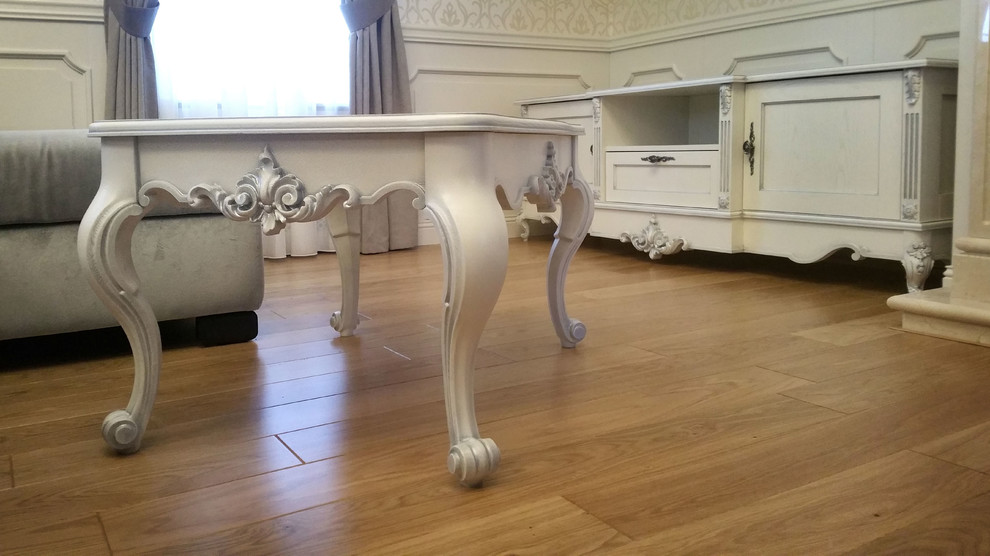 Мебель из массива в Гостиную