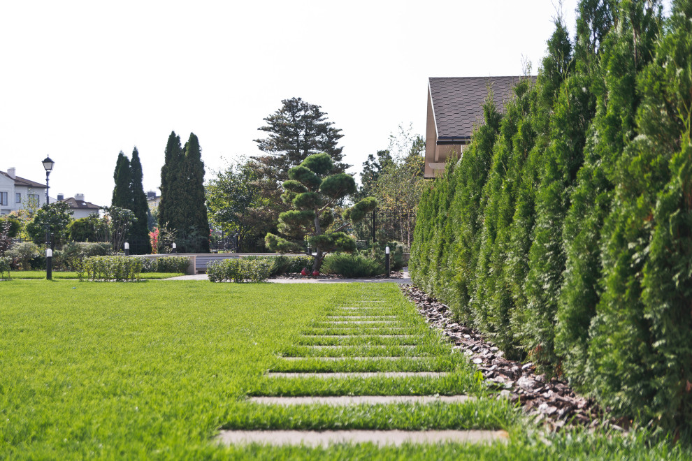 Современный сад на Успенском шоссе