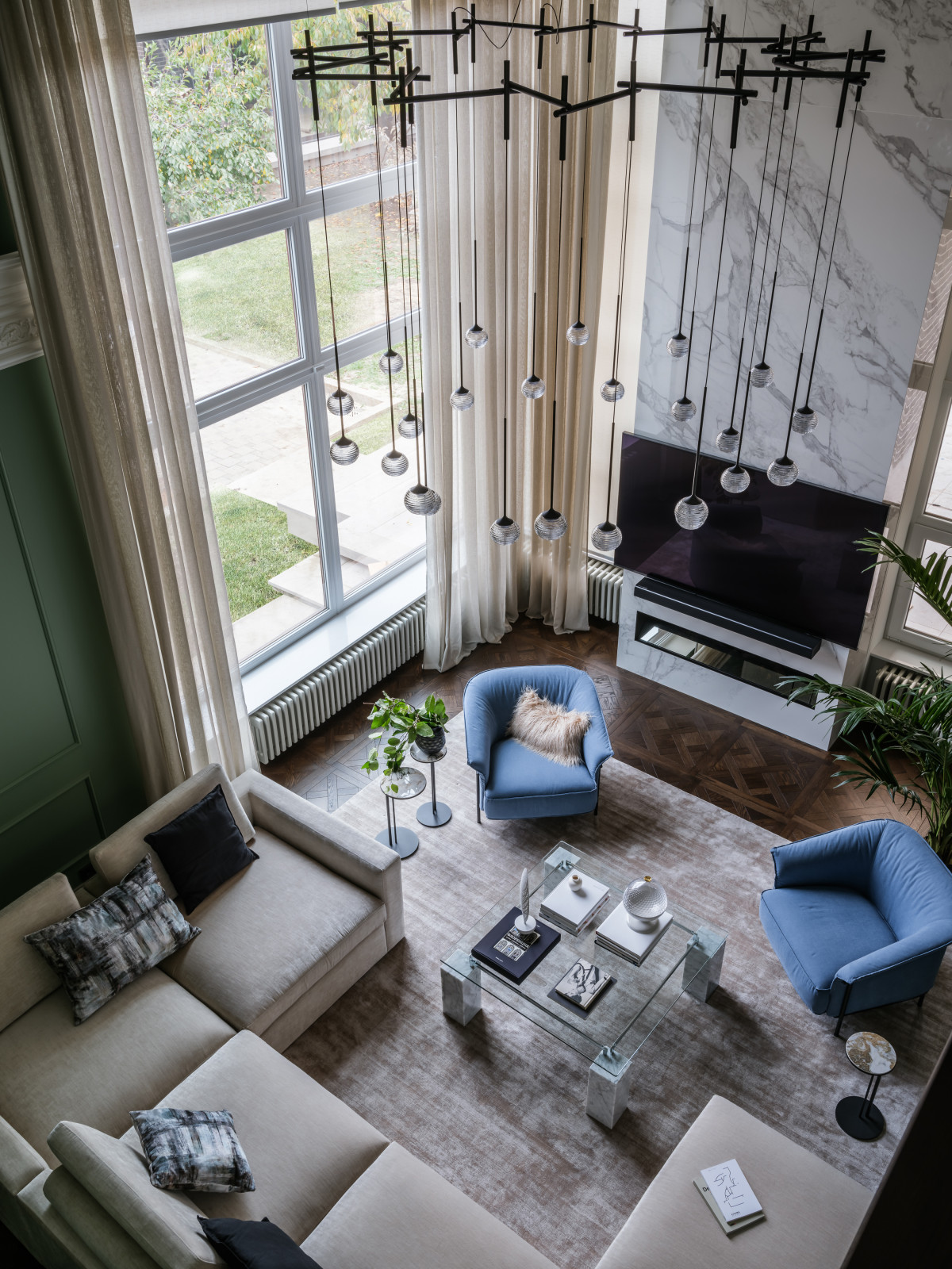 Дом с зелёной гостиной