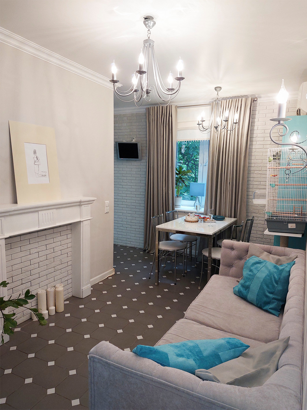 Квартира с бирюзовыми акцентами