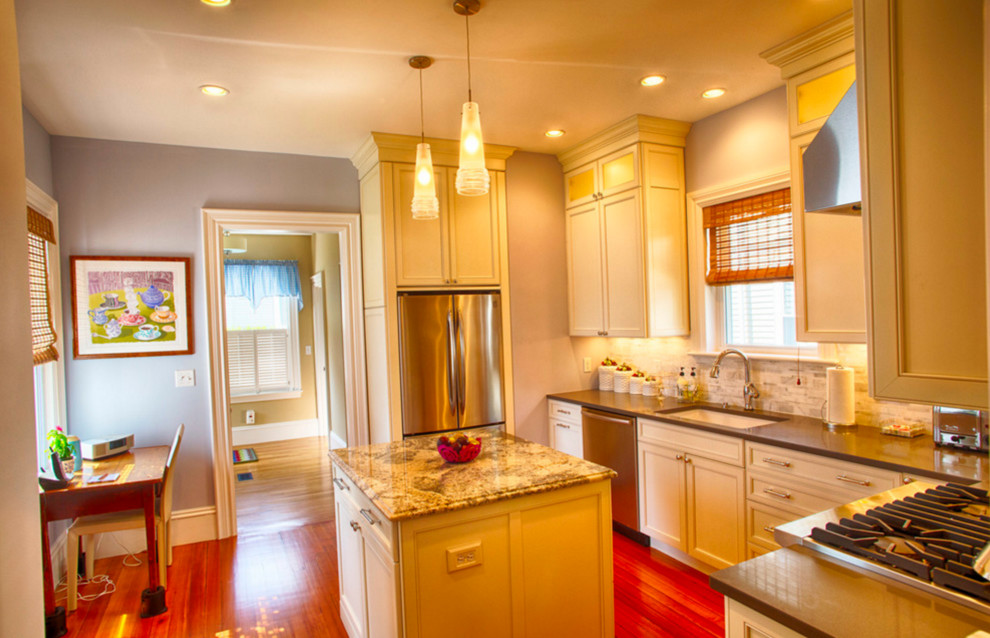 Inspiration for a contemporary kitchen remodel in Boston