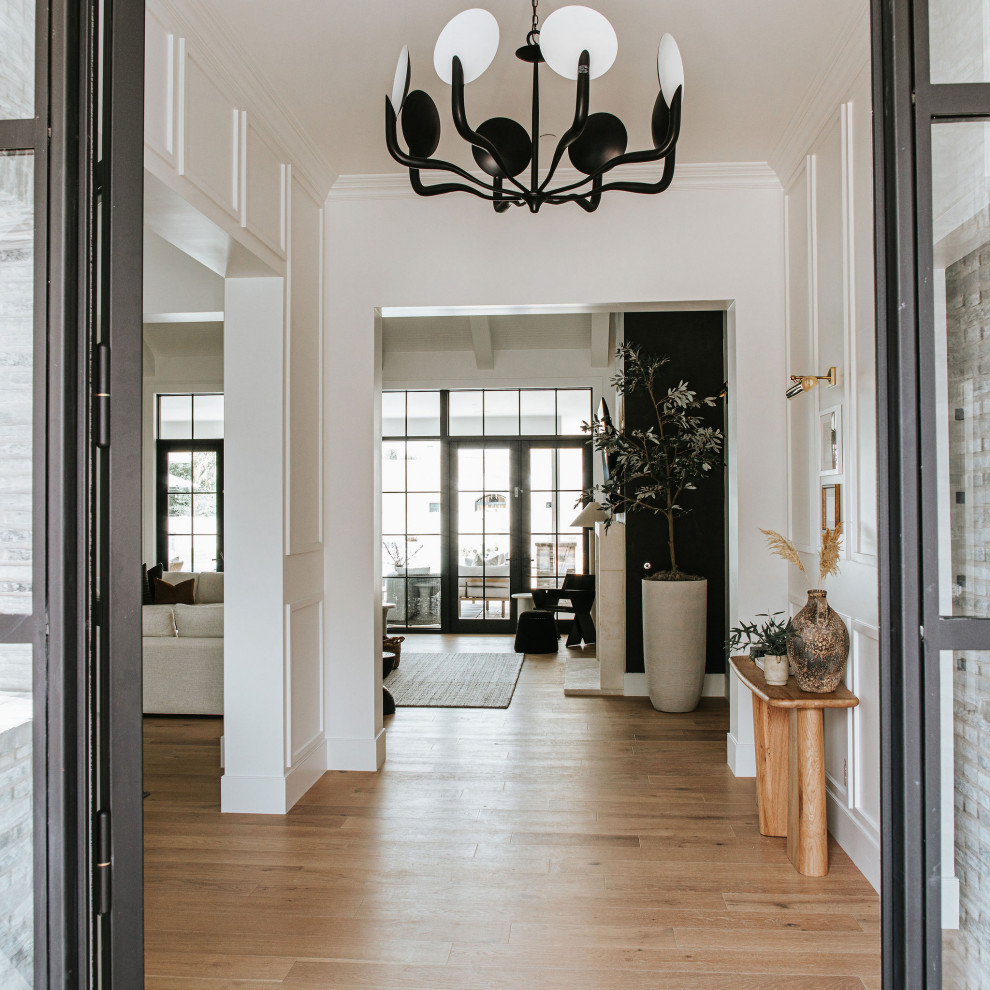 Inspiration for a transitional home design remodel in Phoenix