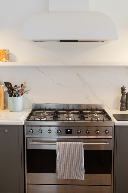 Modern Shaker transitional-kitchen