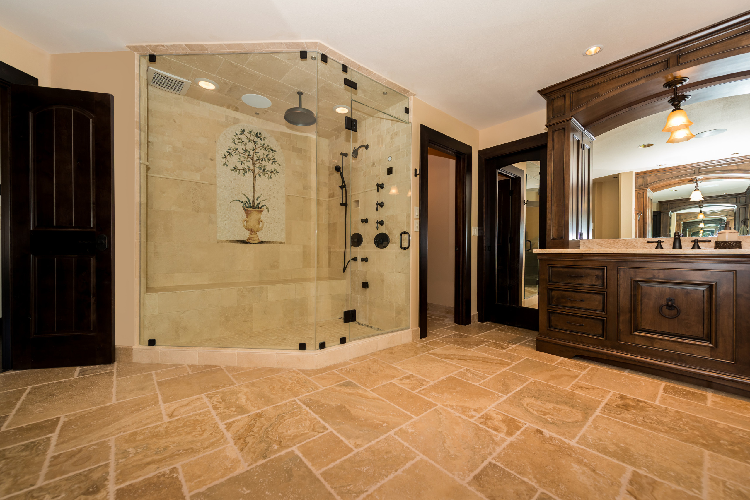 Tuscan Style Bathroom - Photos \u0026 Ideas | Houzz, image size:2560x1708
