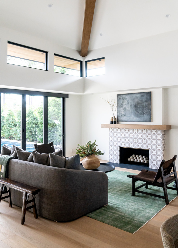 California Modern - Home design - mediterranean home design idea in Orange County