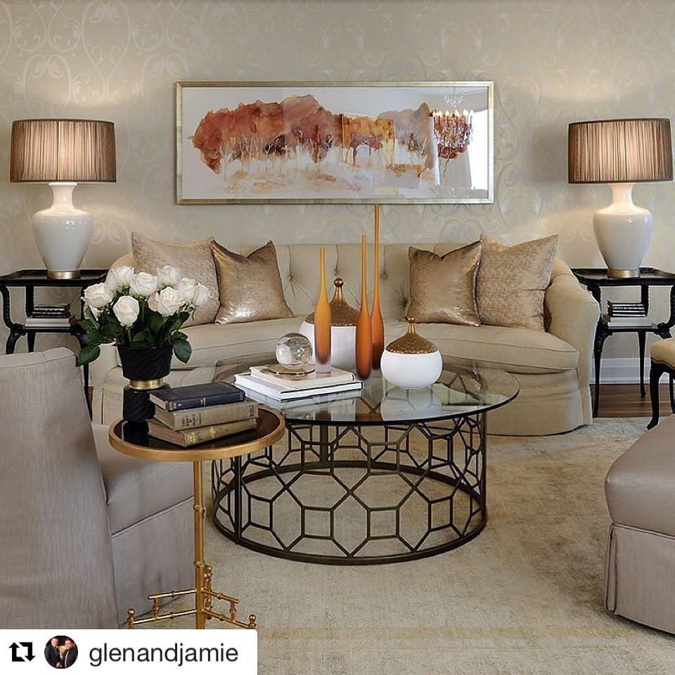 Example of a transitional home design design in New York