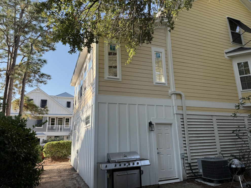 Exterior Rear Image
