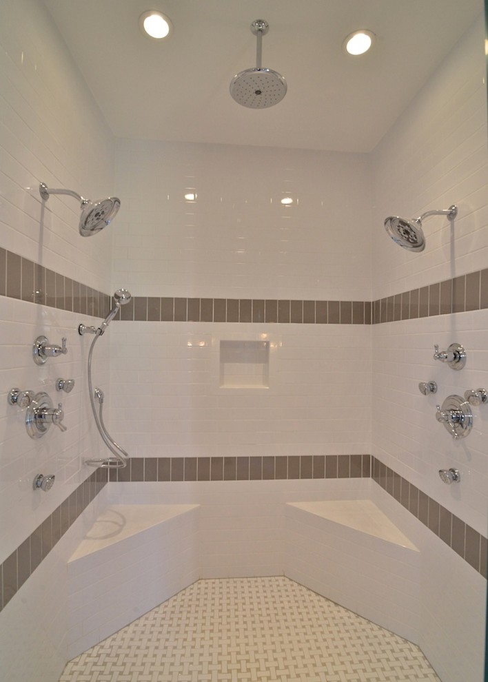 Mid-sized arts and crafts master bathroom in Nashville with an undermount sink, shaker cabinets, white cabinets, granite benchtops, a drop-in tub, an alcove shower, a two-piece toilet, white tile, ceramic tile, grey walls and ceramic floors.