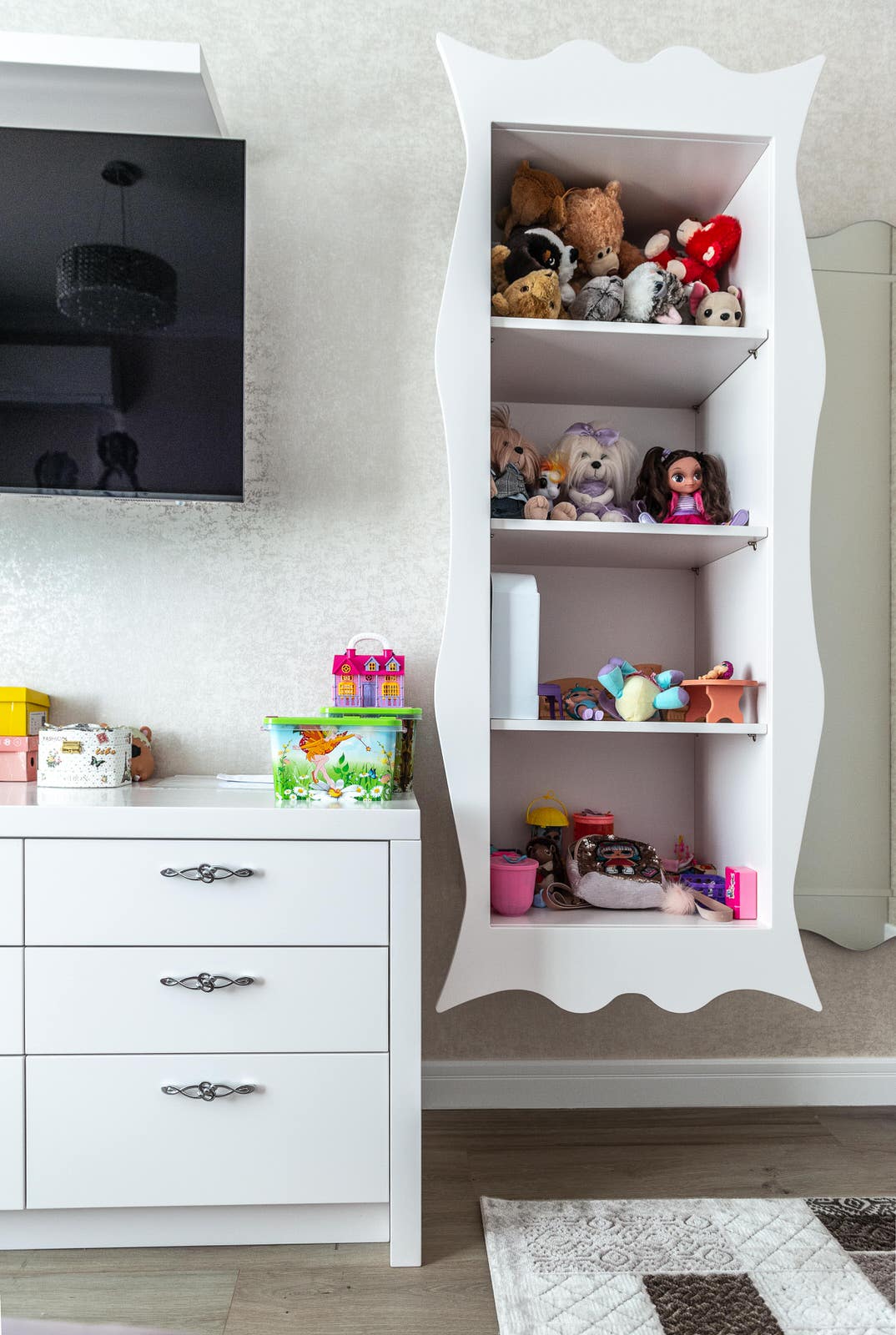 Дом с бассейном