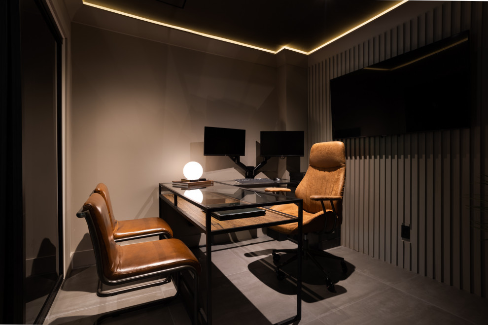 Minimalist home office photo in Atlanta