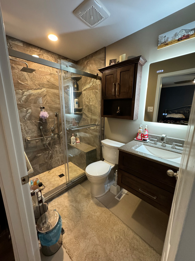 Modern Bathroom Renovation with Custom Walk-in Shower & Glass Enclosure