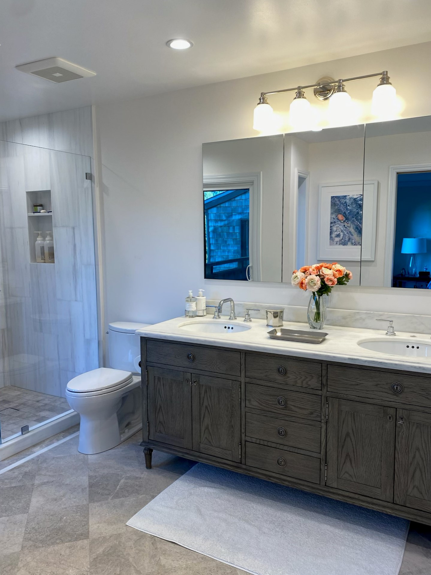El Condor Court Bath