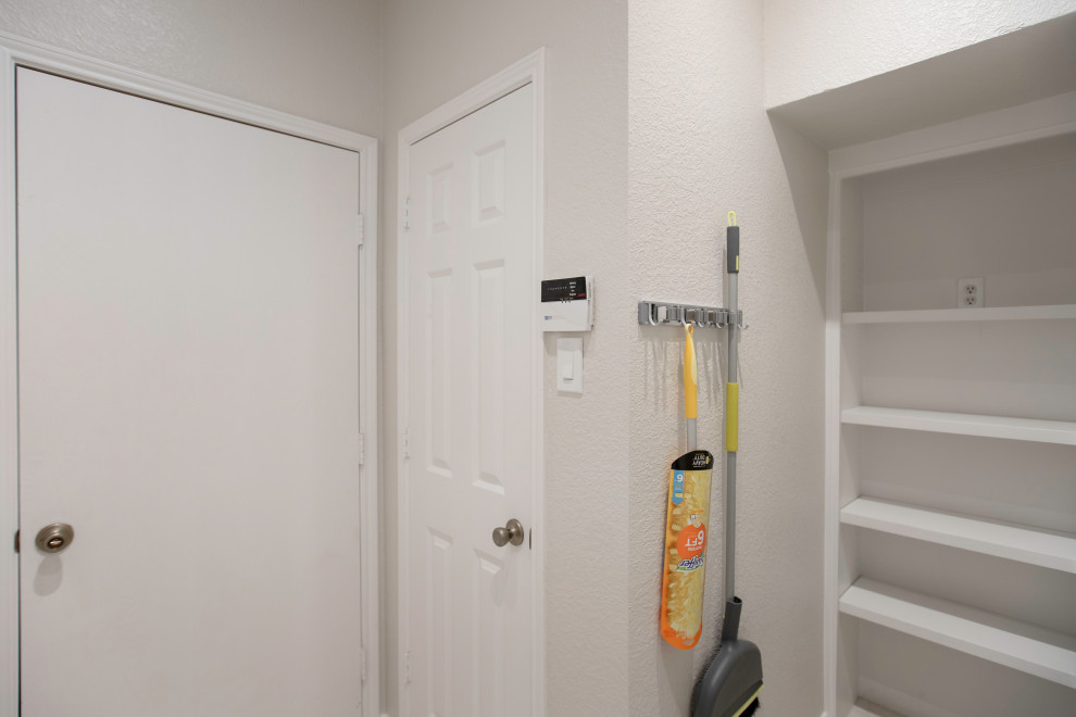 Magnolia Virginiana | Kitchen + Laundry + Fire Place