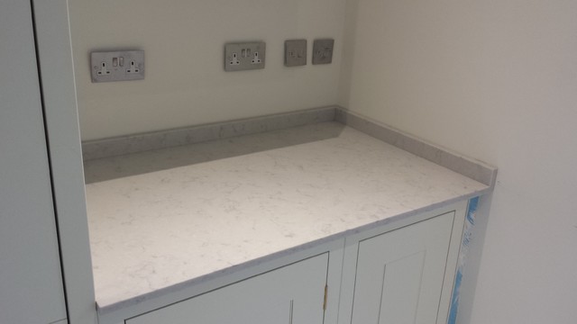 Chiswick Residence In Silestone Lagoon Suede Quartz Traditional