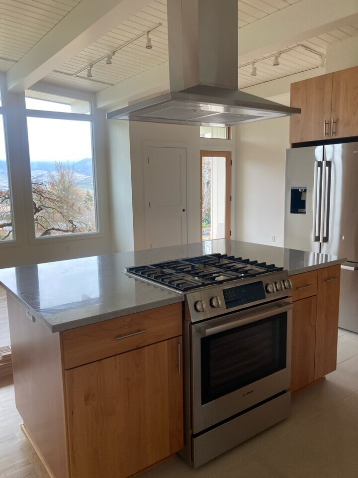 Kitchen Remodel - Mohawk Street