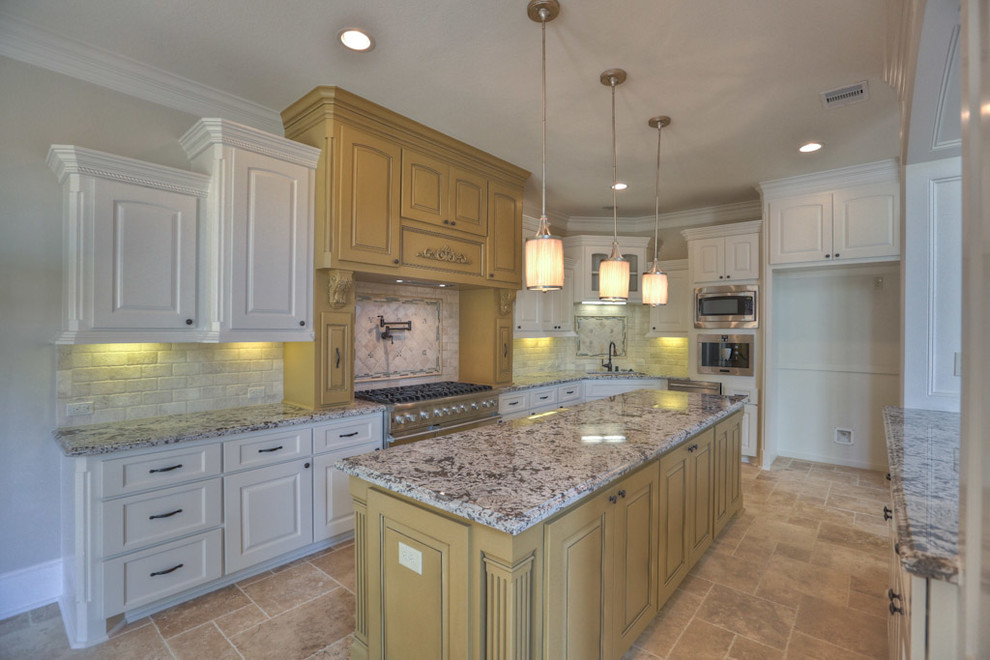 Example of a transitional kitchen design in Houston