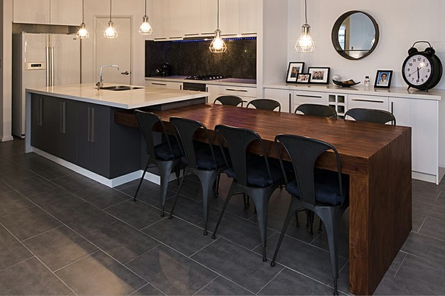 Kitchen makeover moderno-cocina