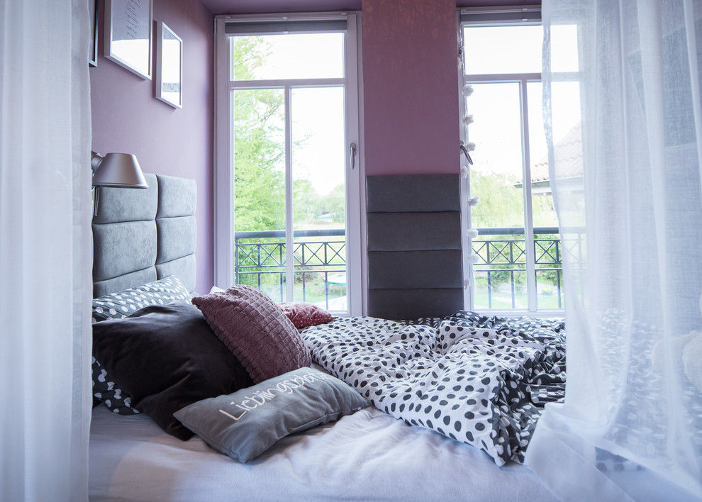Modernes Kinderzimmer mit Schlafplatz in Bremen