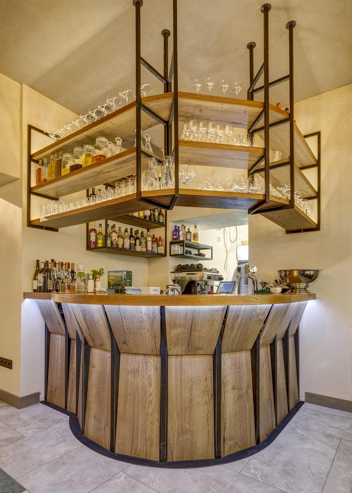 Мебель из металла