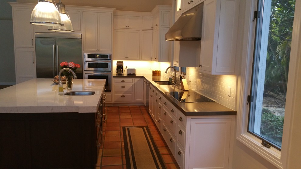 Example of a transitional kitchen design in Miami