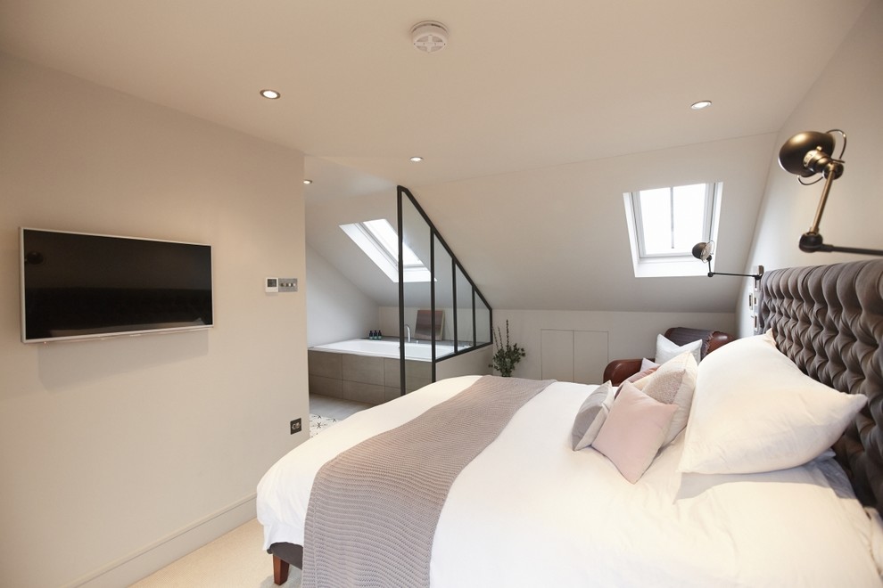 Inspiration for a contemporary bedroom in Sussex.