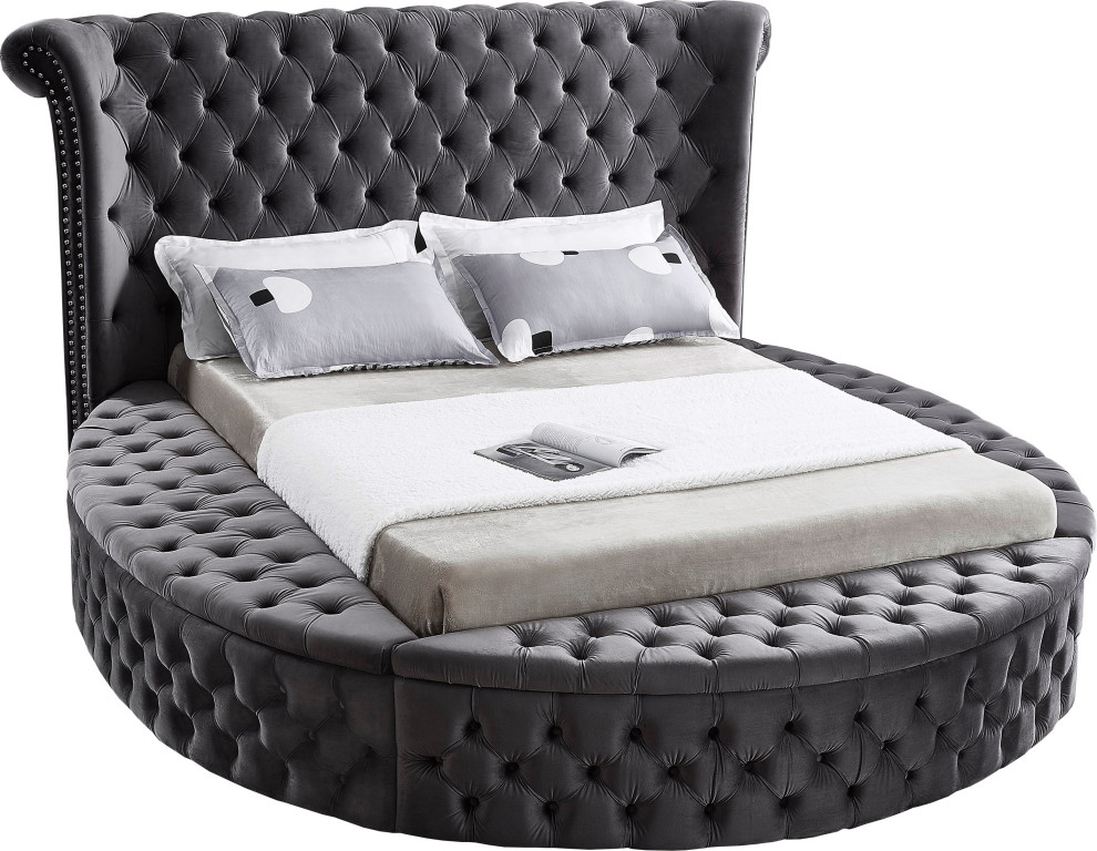 Luxus Button Tufted Velvet Round Bed - Beach Style - Platform Beds - by