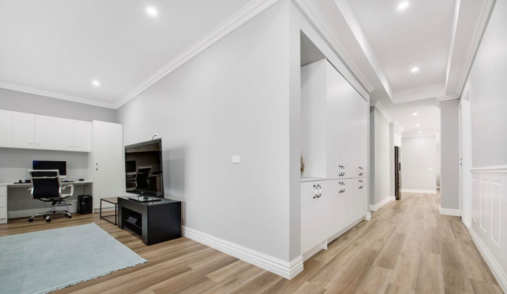 This is an example of a hallway in Melbourne.