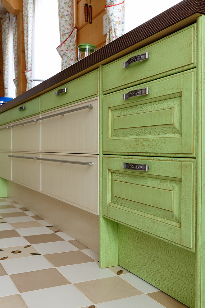 Гармоничный интерьер в традициях русского стиля.