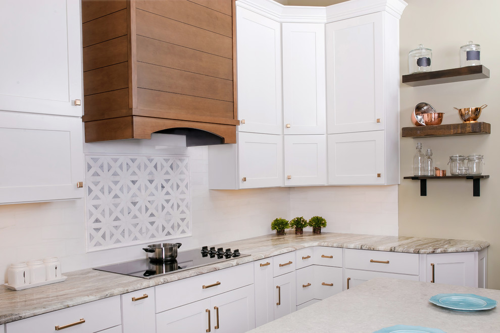Kitchen - transitional kitchen idea