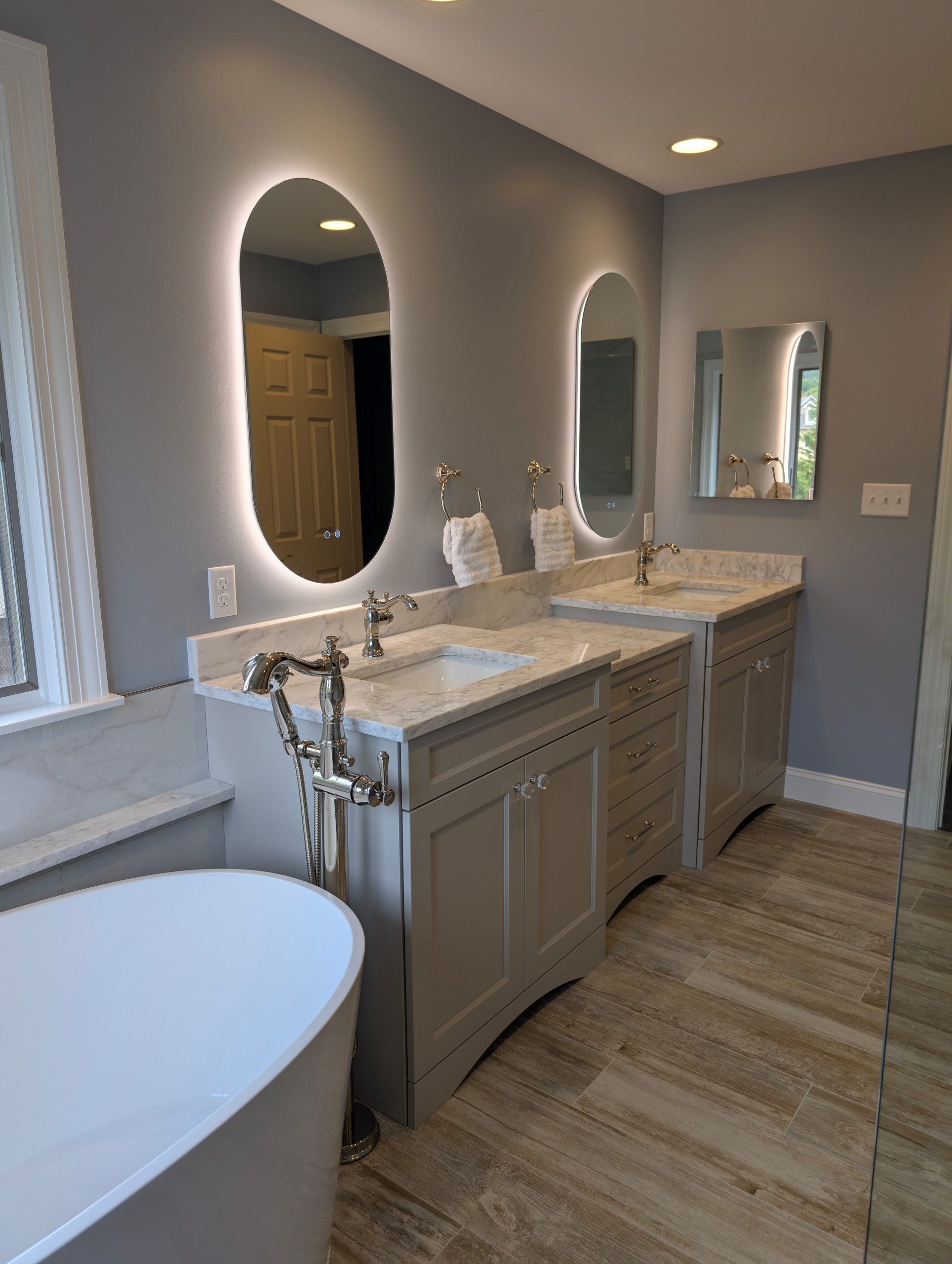 Harrisburg, PA Primary Bathroom Remodel