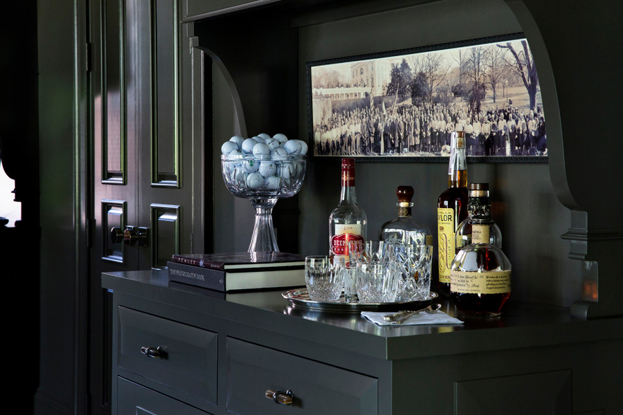 Inspiration for a small traditional single-wall bar cart in Atlanta with raised-panel cabinets and black cabinets.