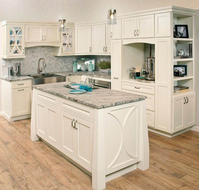 Painted Traditional Seattle by Canyon Creek Company