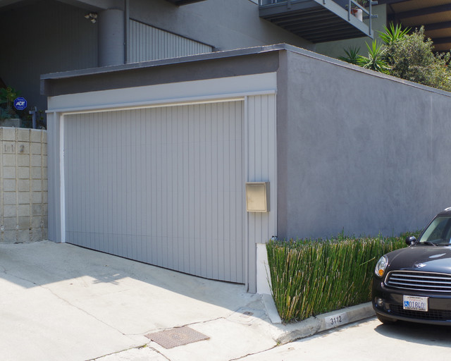 Carport to Garage Conversion Silver Lake, Los Angeles Rétro Garage Los Angeles par