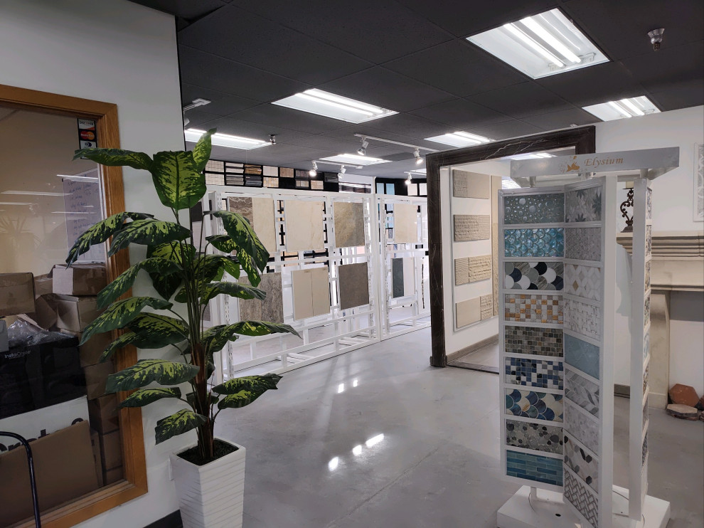 MOD Construction Showroom: Evertops Design Studio