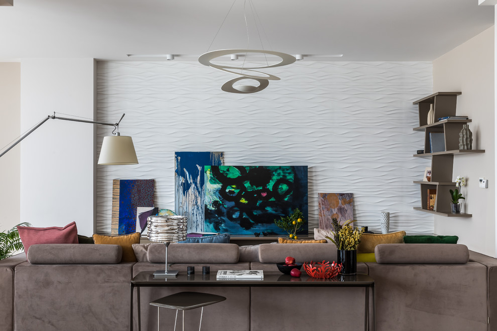 Интерьер частного дома с яркими акцентами