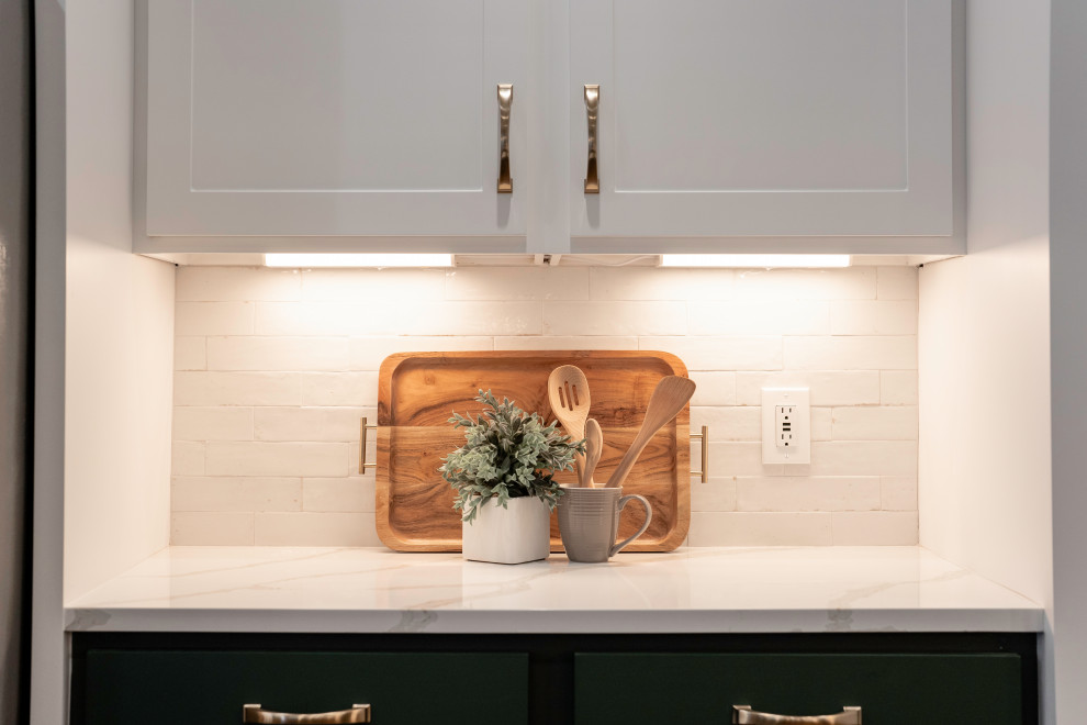 Magnolia Virginiana | Kitchen + Laundry + Fire Place