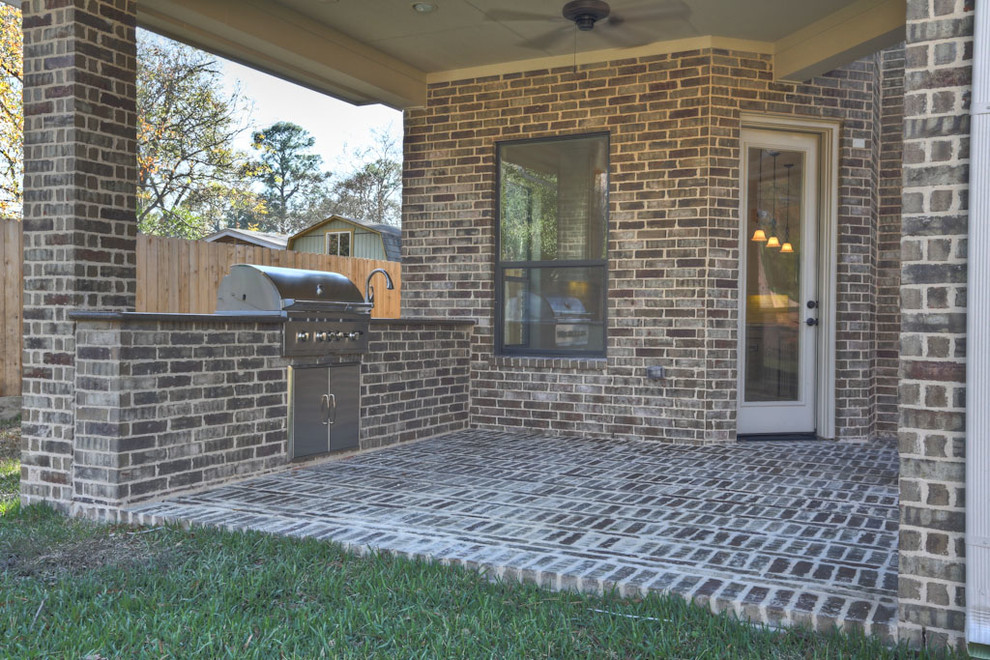 Inspiration for a transitional kitchen remodel in Houston