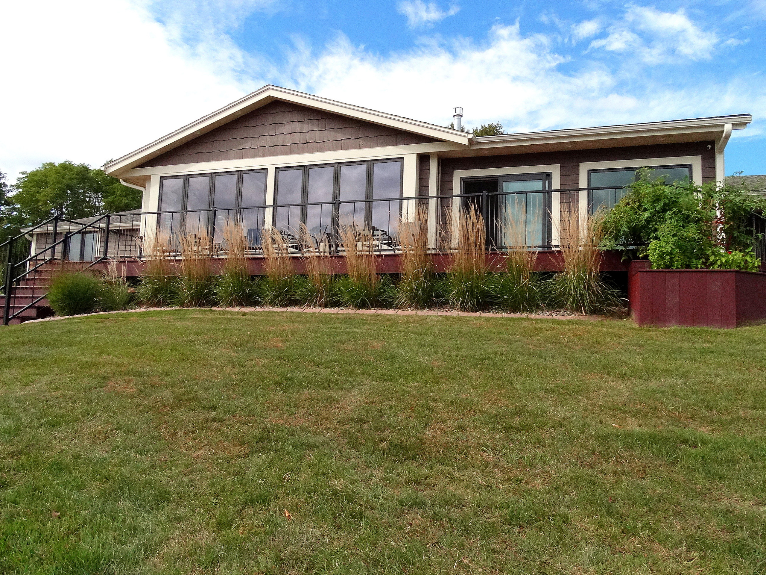 Muskego Residence - Exterior and Sun Room Addition