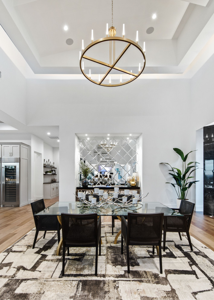 Home design - transitional home design idea in Austin