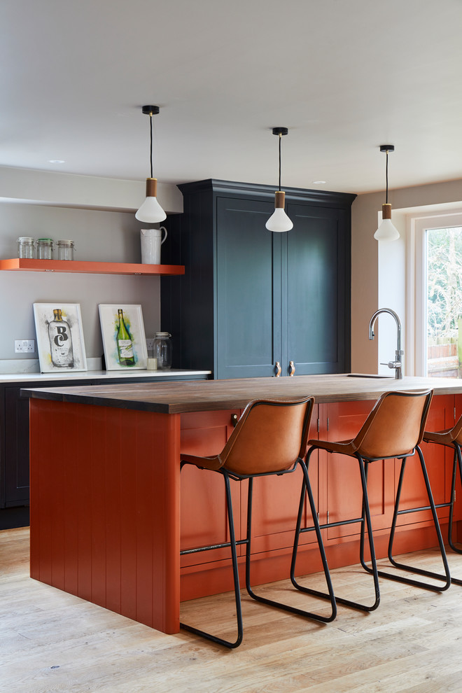Stunning Painted Shaker