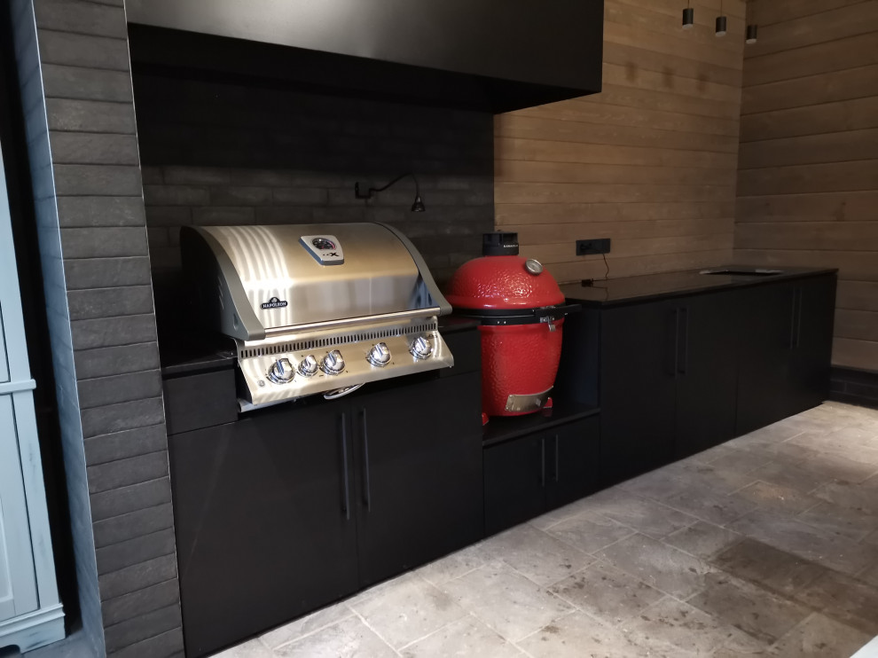 Летняя кухня в индустриальном стиле