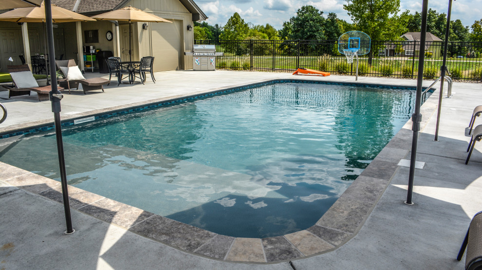 Exempel på en stor modern pool
