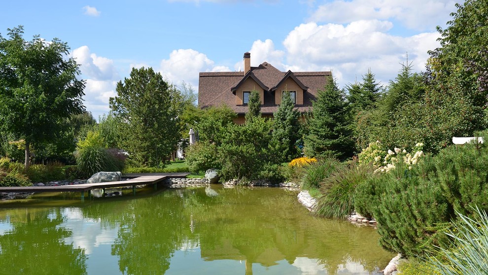 Ландшафтный сад с прудом в КП "Европа"