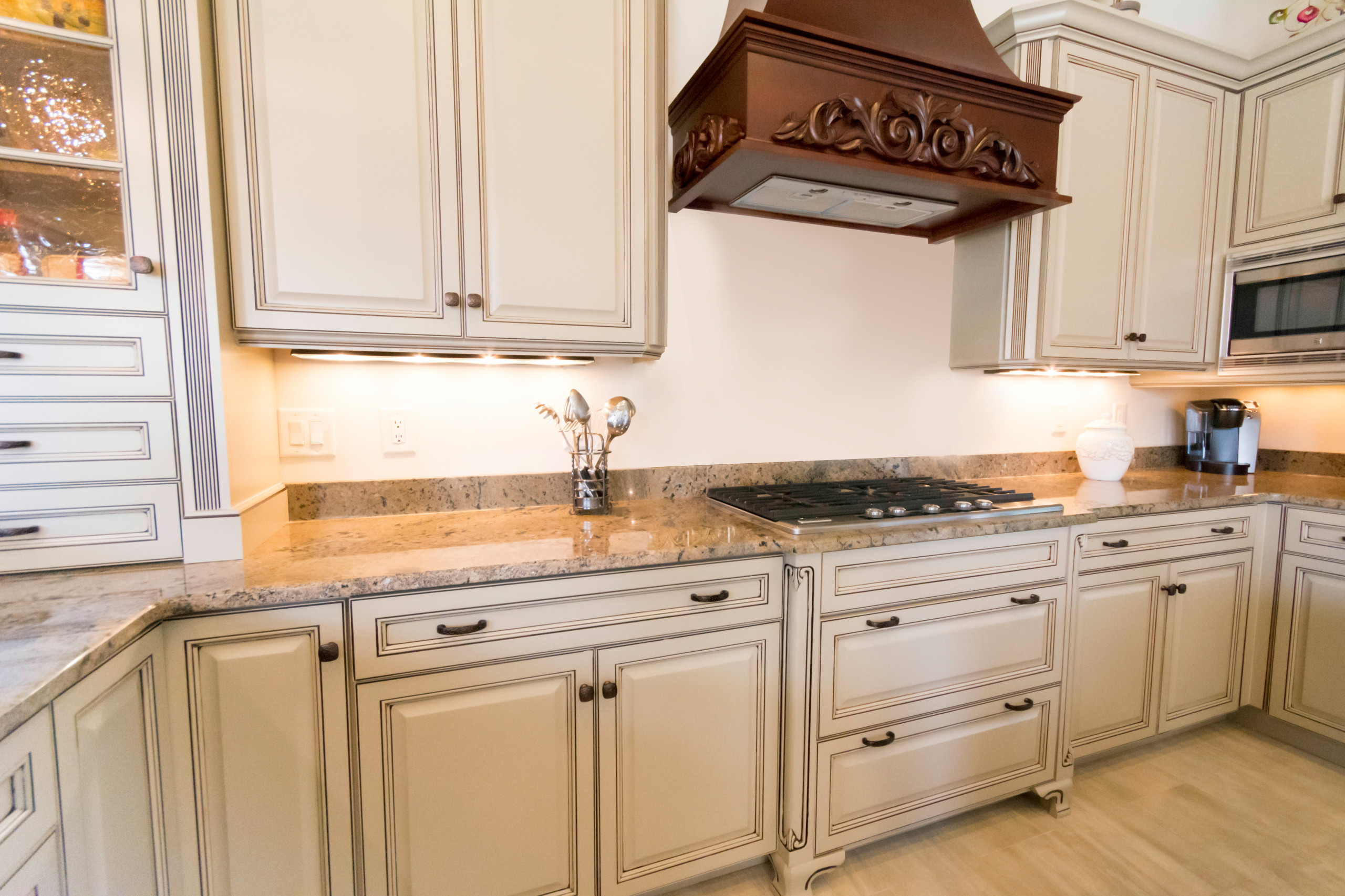 Painted White Applied Molding