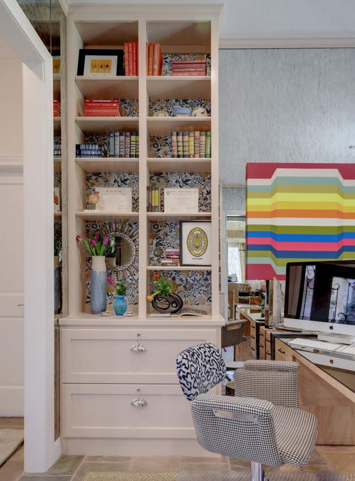 Inspiration for a transitional home office in Austin.