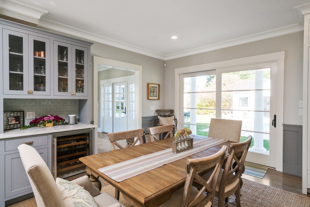 Home design - transitional home design idea in Boston