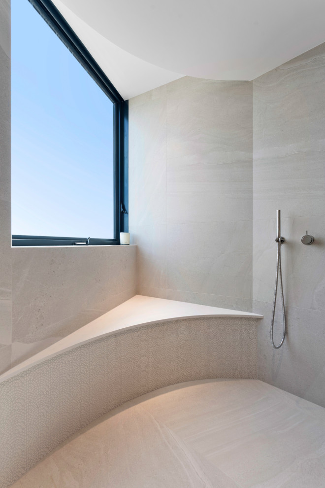 This is an example of a contemporary bathroom in Perth.