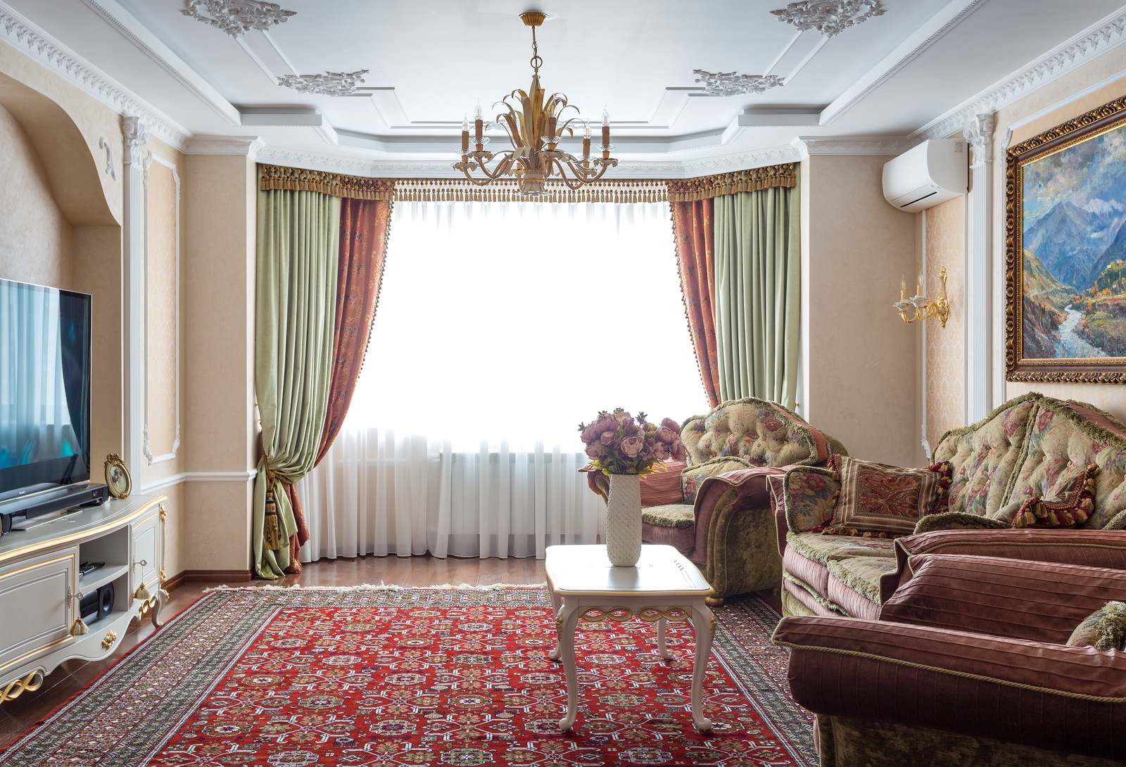 3-х комнатная квартира на Никулинской, Москва