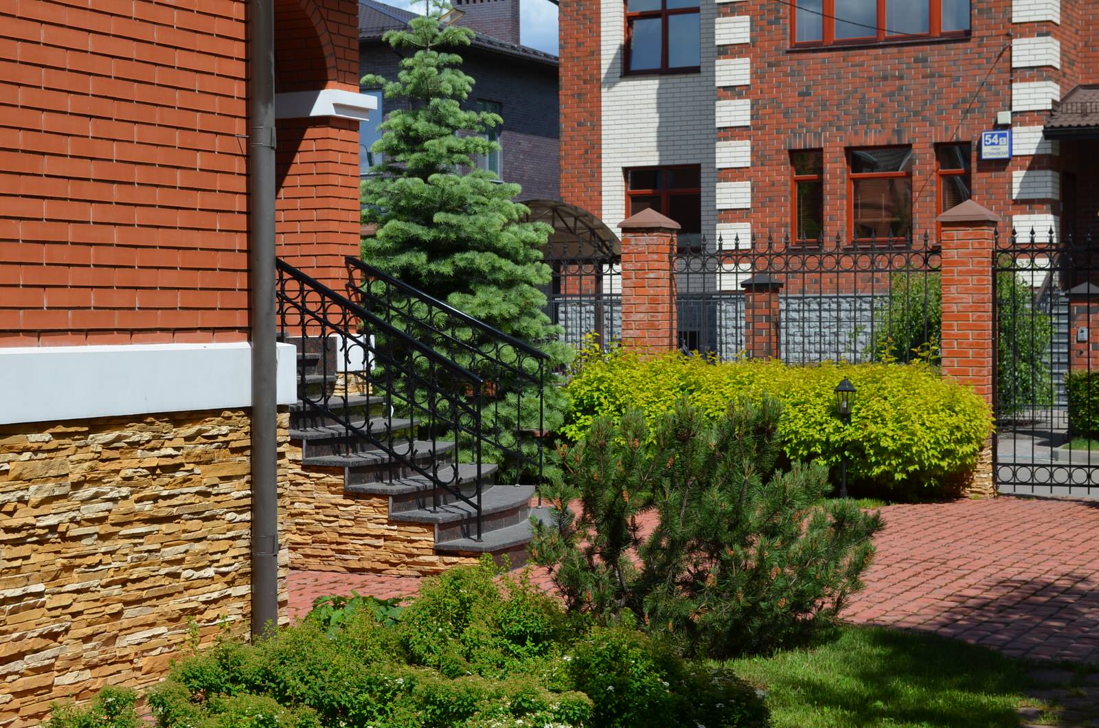 Сад в Потапово