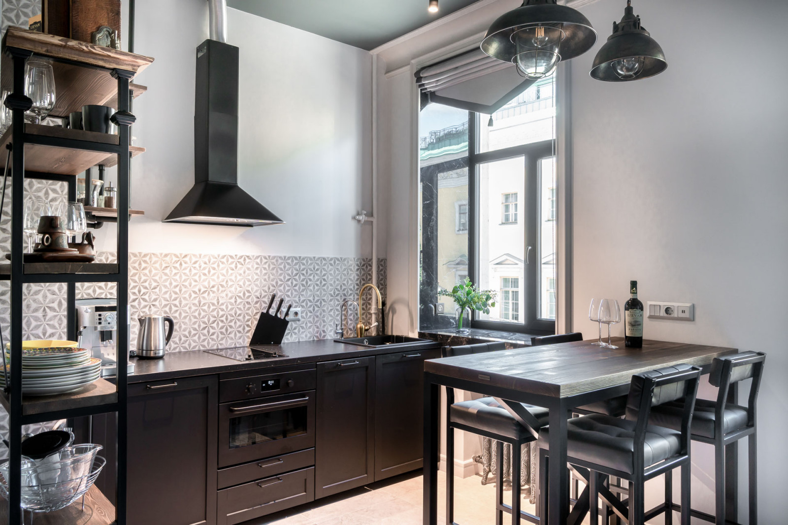 Двухкомнатная квартира на Вознесенском проспекте, г. Санкт-Петербург